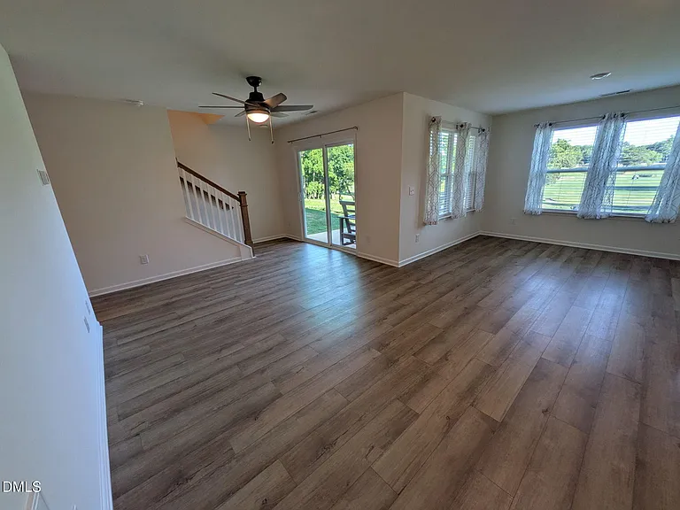 847 Parc Townes Dr #B — Photo 18