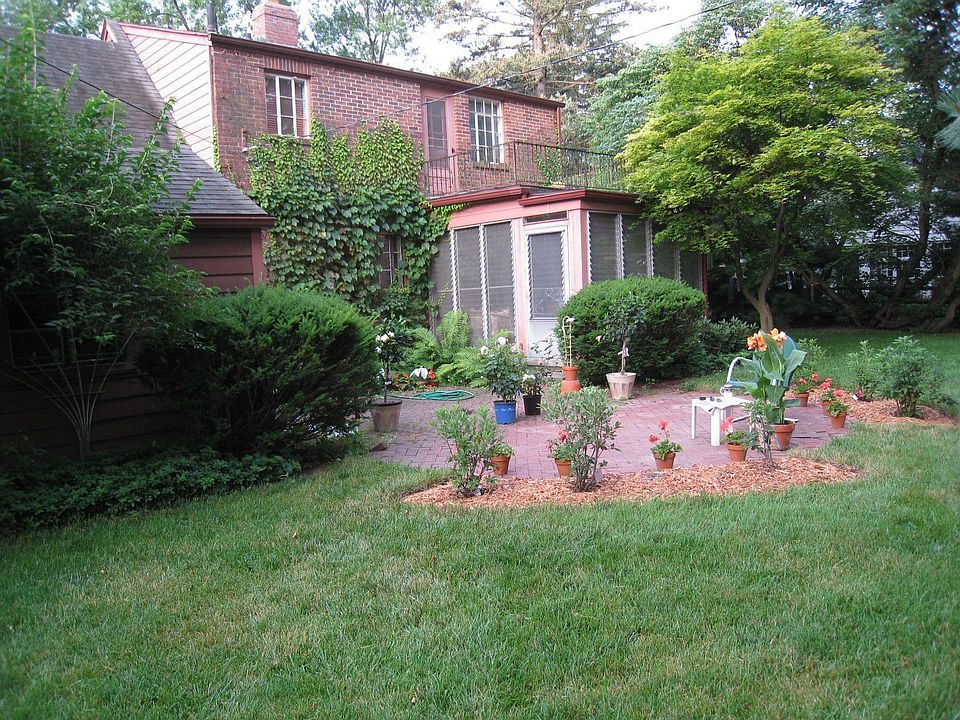 2nd image of 4154 Halifax Rd