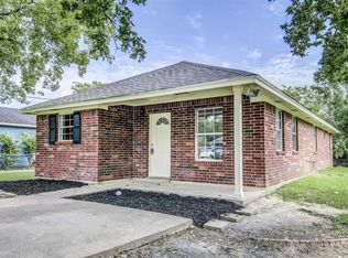 2613 Avenue C, Dickinson, TX 77539