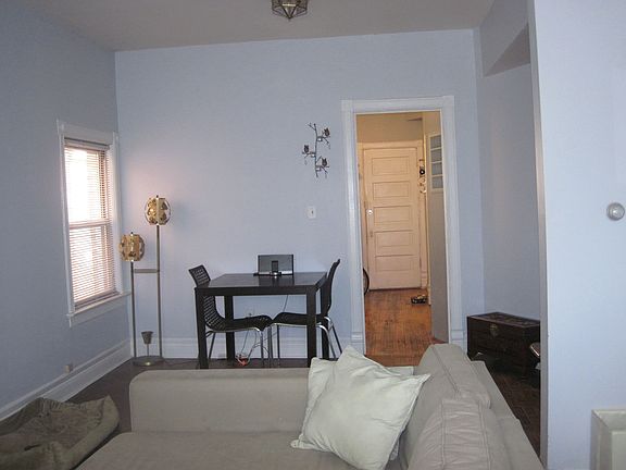 2nd image of 1818 W Race Ave #2