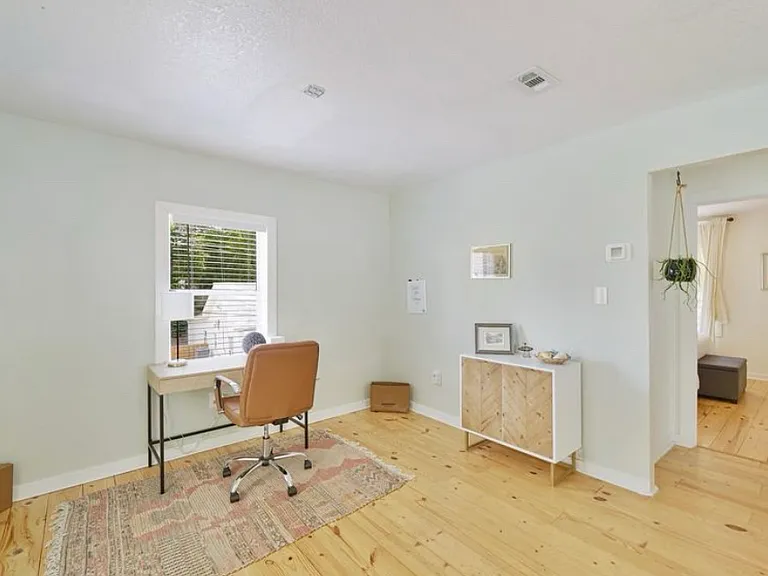 119 Moore St — Photo 10