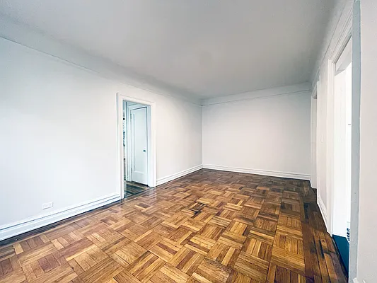 Rented by Bohemia Realty Group | media 17