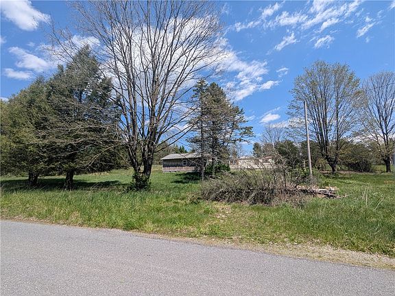 2nd image of 264 Beaufort Rd