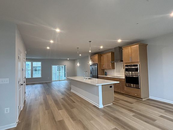 3rd image of 9234 Magellan Pkwy Unit B