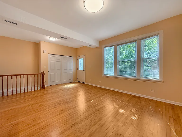 3245 N Lawndale Ave #2 — Photo 5