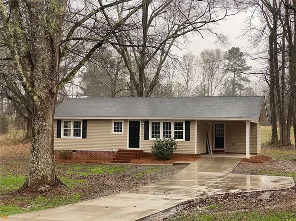 1084 Futral Rd, Griffin, GA 30224