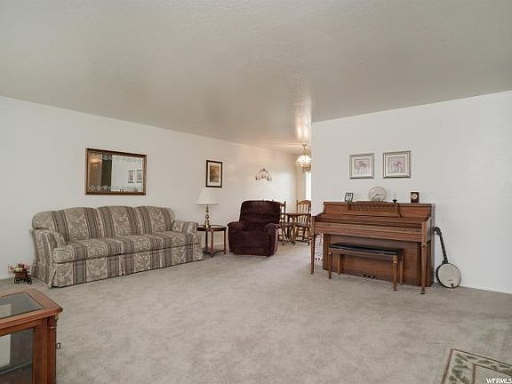 2nd image of 263 Westland Dr