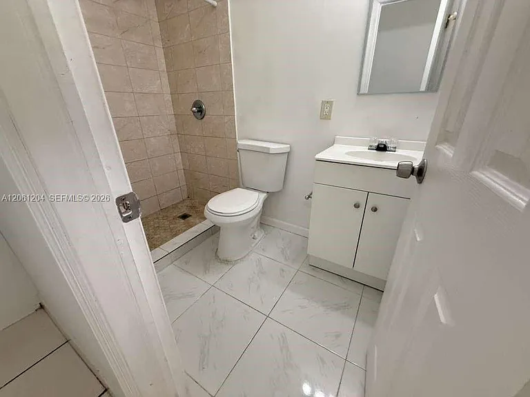 526 SW 64th Ave #2 — Photo 6