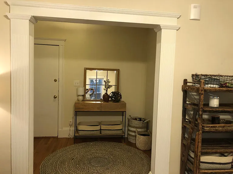 192 Florence St #1 — Photo 7