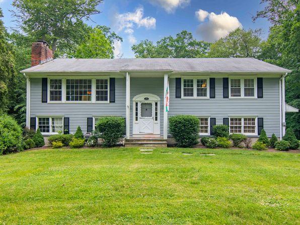 113 Dogwood Ln