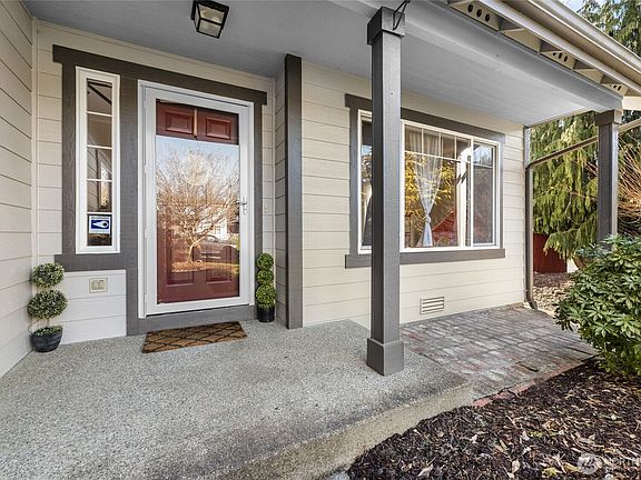 4th image of 24213 41st Avenue E