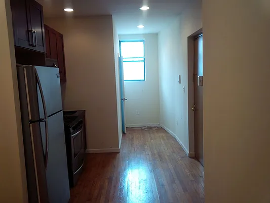 Rented by David W Realty Inc | media 21