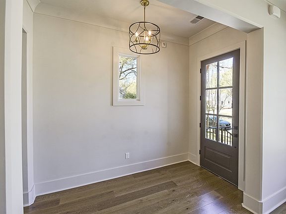 2nd image of 3655 Johnwood Ave