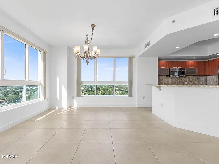 231 Riverside Dr #12091 — Photo 32
