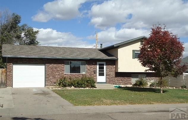 1st image of 3905 Lancaster Dr