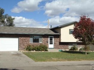 3905 Lancaster Dr, Pueblo, CO 81005