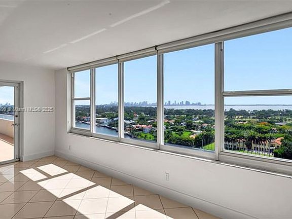 4th image of 5600 Collins Ave #Cu-16f