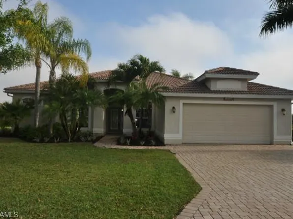 9833 Weather Stone Pl, Fort Myers, FL 33913