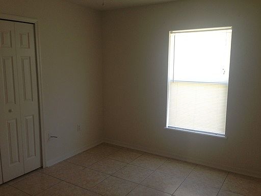 2nd image of 238 Great Yarmouth Ct
