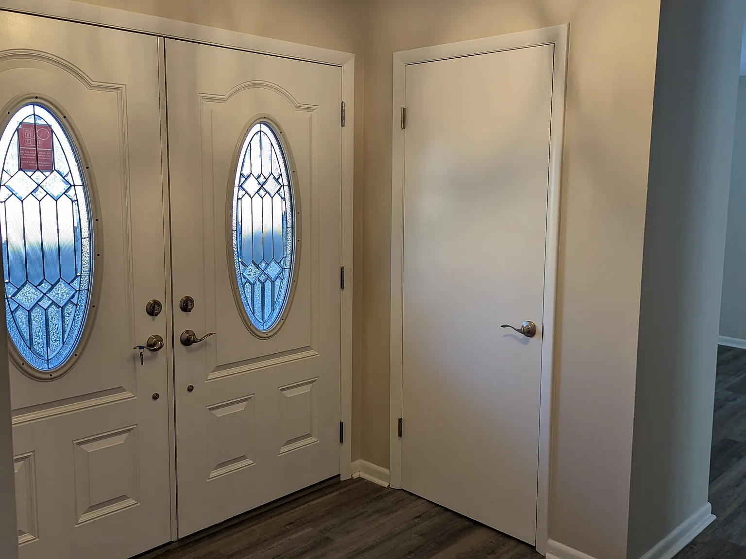 4 bed, 2402 sqft, $2,300 — Photo 2