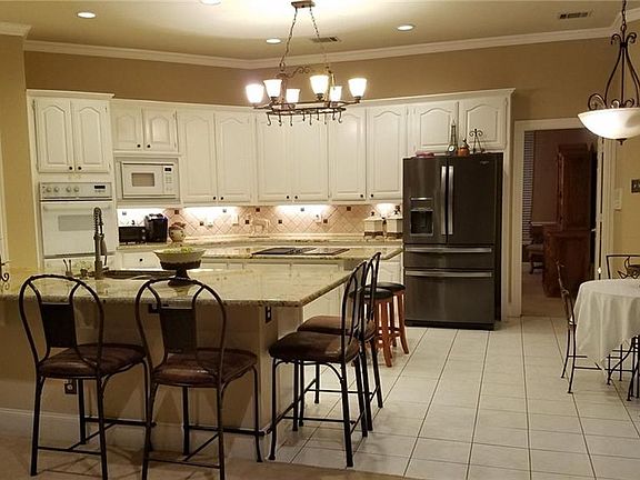 5th image of 4661 Sundance Dr