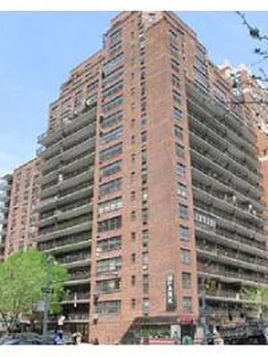 Sold by Corcoran | media 3