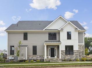 1 Saratoga Dr, Warren, NJ 07059