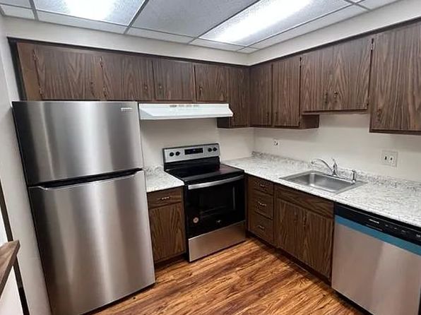 7515 Woodview St APT 2