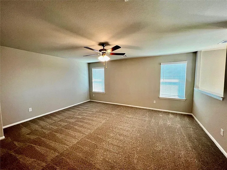 31418 Horseshoe Meadow Bnd — Photo 23