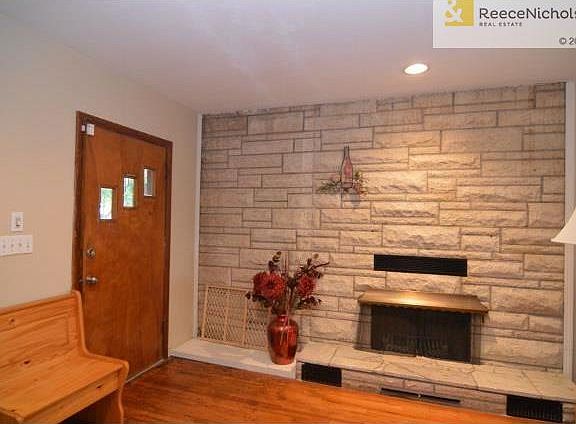 4th image of 8614 Evanston Ave