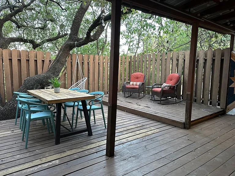 1201 Loma Dr — Photo 14