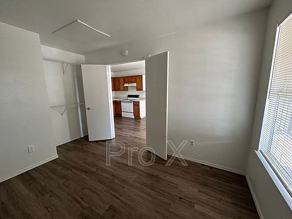 3rd image of 1414 Powell St #2