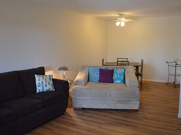 3rd image of 470 N Villa Ct Unit 204