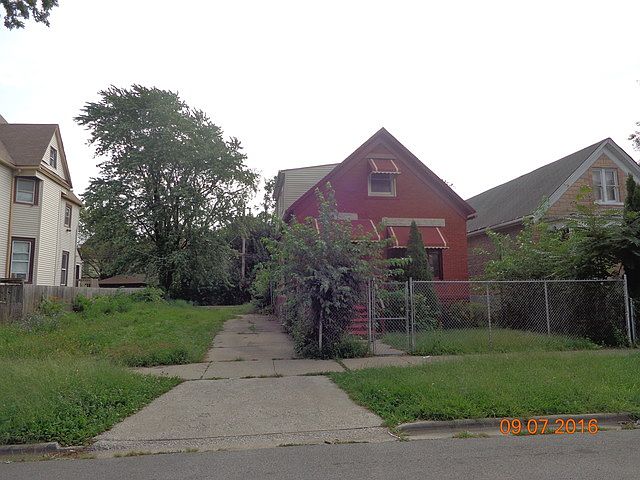 2nd image of 5643 S Carpenter St