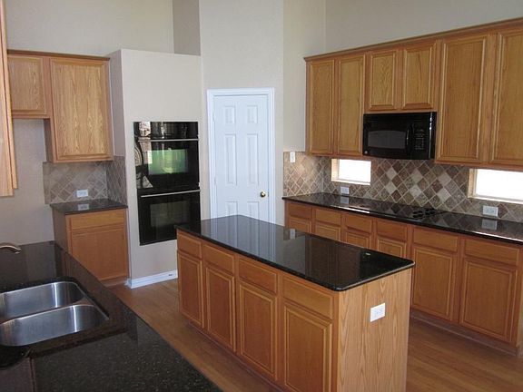 3rd image of 5304 Rolling Rock Dr