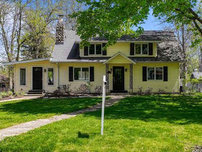 821 Van Slyke DRIVE, Fontana, WI, 53125