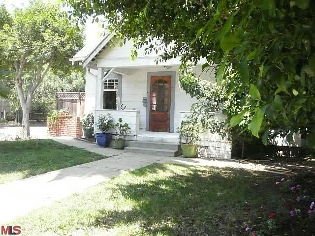 1st image of 1043 Adelaine Ave