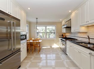 28 Crossway, Scarsdale, NY 10583