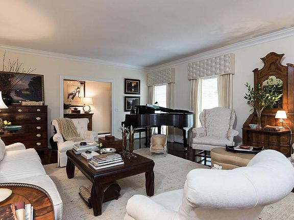 Living Room Detail