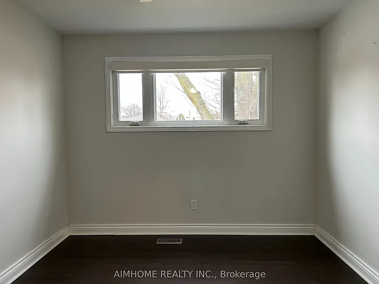 2415 Edith Ave — Photo 15
