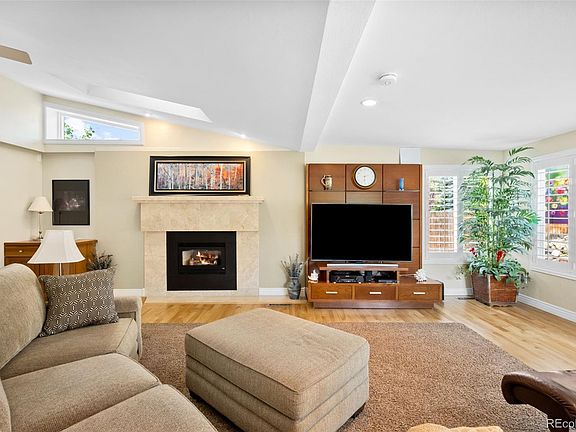 4th image of 6832 Garland Street