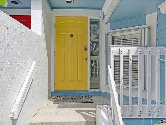 4th image of 119 Ocean Dunes Cir