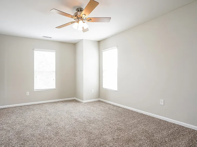 2306 King Malcolm Ln — Photo 13