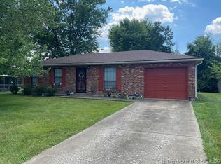 92 West Dr, Charlestown, IN 47111
