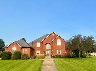 3072 E 1825th Rd, Ottawa, IL 61350