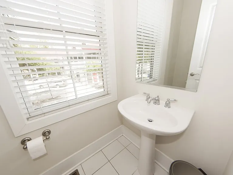 45 Morris St #A — Photo 6