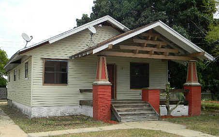 2nd image of 2250 Lakeview Dr