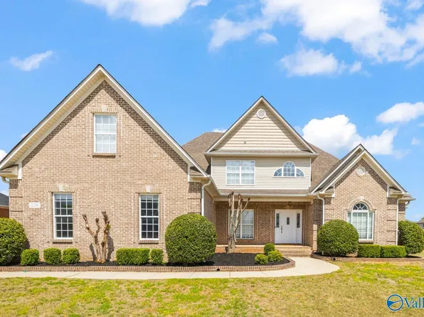 110 Litespeed Ln SW, Huntsville, AL 35824