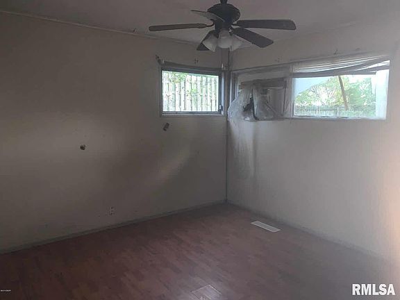 4th image of 106 Lindsey Ave
