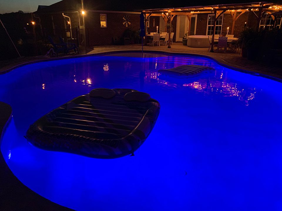 40 x 27 ft depth 3-5 ft